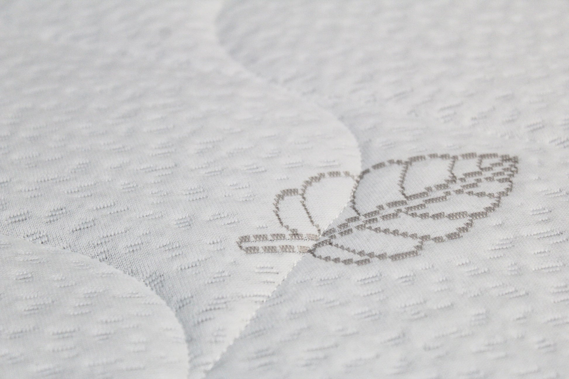 Natural Touch Mattress Memory Foam Mattress